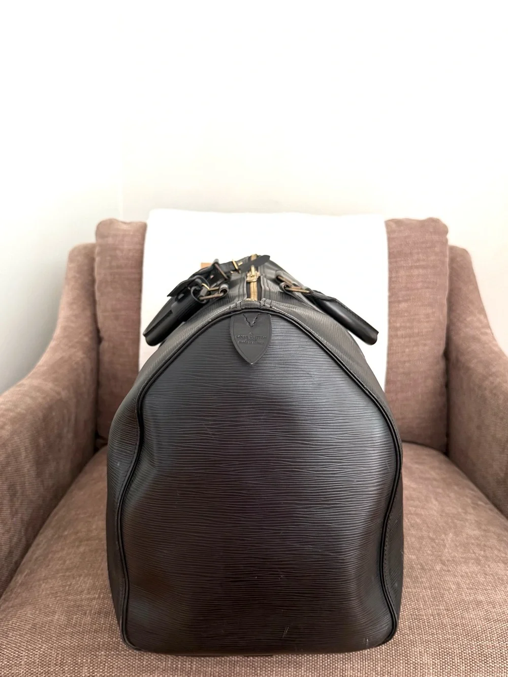 Authentic Louis Vuitton unisex Keepall 50 bag M42962 black Epi leather LV